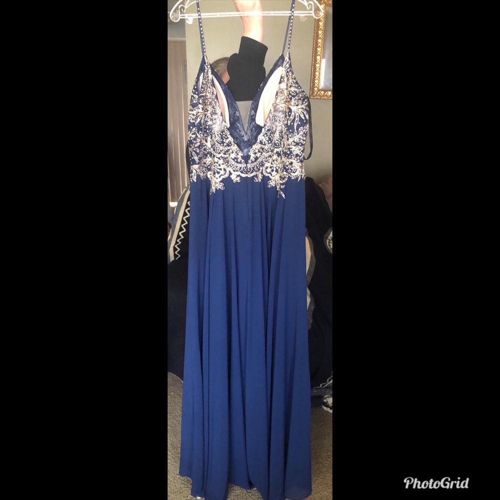 Navy blue with gold design - Picture 3 of 3